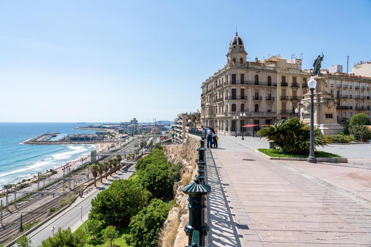 Hauzify I Domus Tarragona Apartment Екстериор снимка
